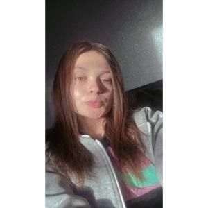 Meet your Posher, Myla